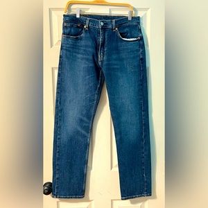 Levi’s 505 regular fit men’s jeans. 32x32